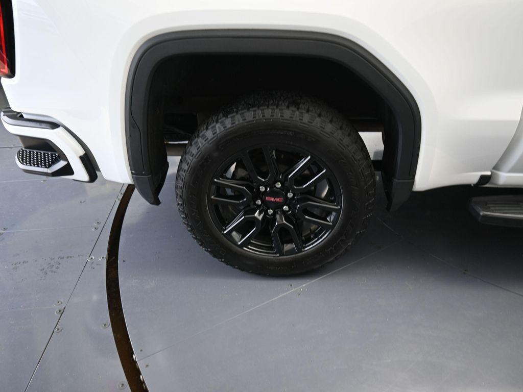used 2022 GMC Sierra 1500 car, priced at $44,772