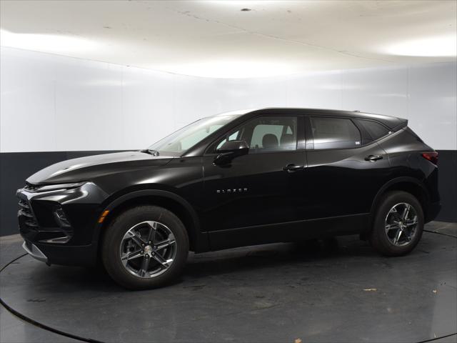 new 2025 Chevrolet Blazer car, priced at $37,410