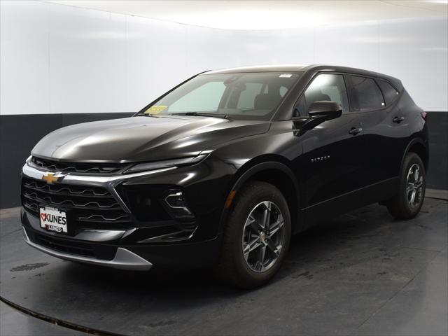 new 2025 Chevrolet Blazer car, priced at $37,410