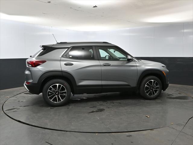 new 2025 Chevrolet TrailBlazer car, priced at $23,424