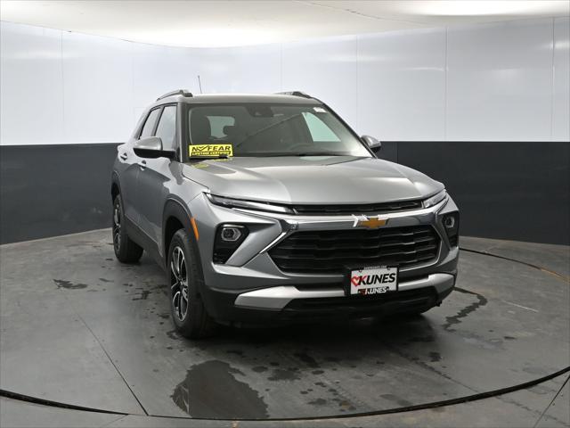 new 2025 Chevrolet TrailBlazer car, priced at $23,424