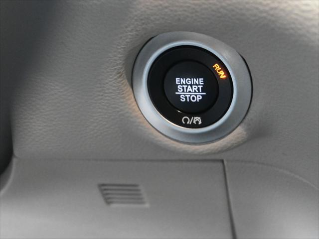 used 2023 Chrysler Pacifica Hybrid car, priced at $24,395