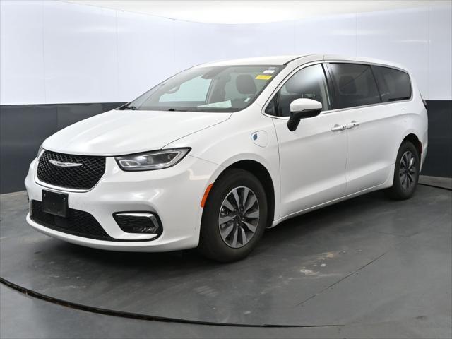 used 2023 Chrysler Pacifica Hybrid car, priced at $24,949