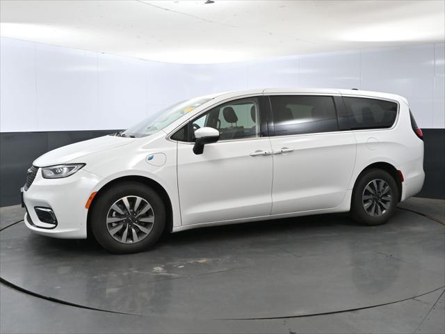 used 2023 Chrysler Pacifica Hybrid car, priced at $24,949