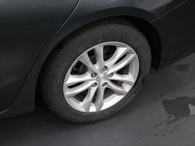 used 2018 Chevrolet Malibu car, priced at $9,401