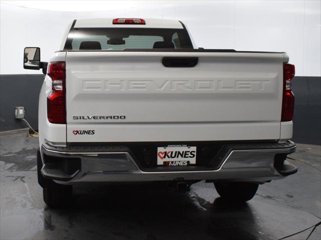 new 2024 Chevrolet Silverado 1500 car, priced at $40,313