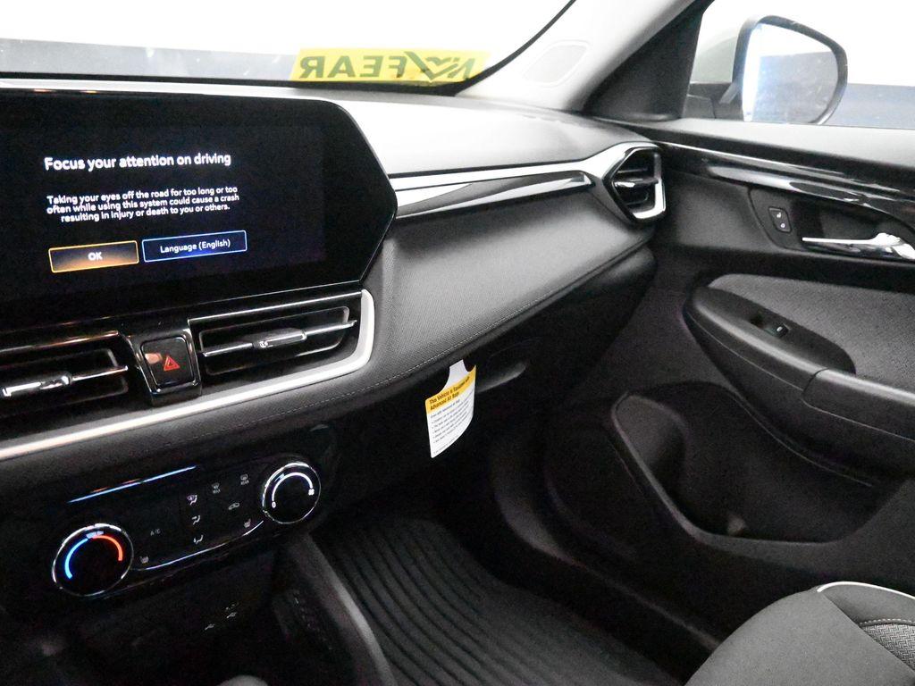 new 2026 Chevrolet TrailBlazer car, priced at $28,386