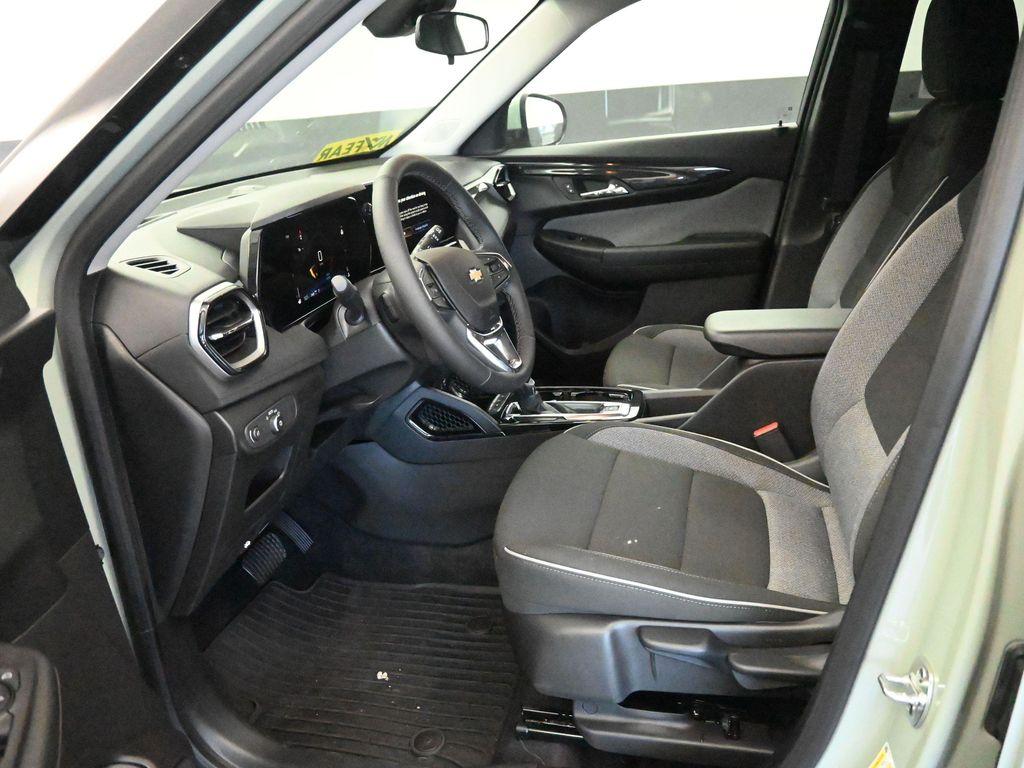 new 2026 Chevrolet TrailBlazer car, priced at $28,386
