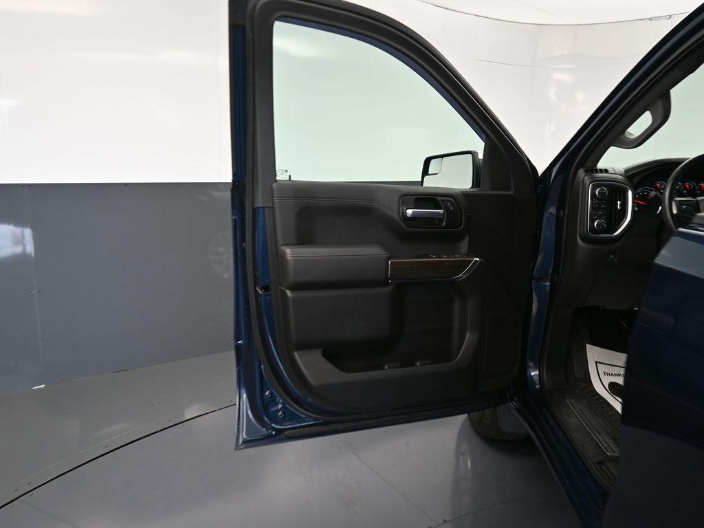 used 2022 Chevrolet Silverado 1500 car, priced at $34,546