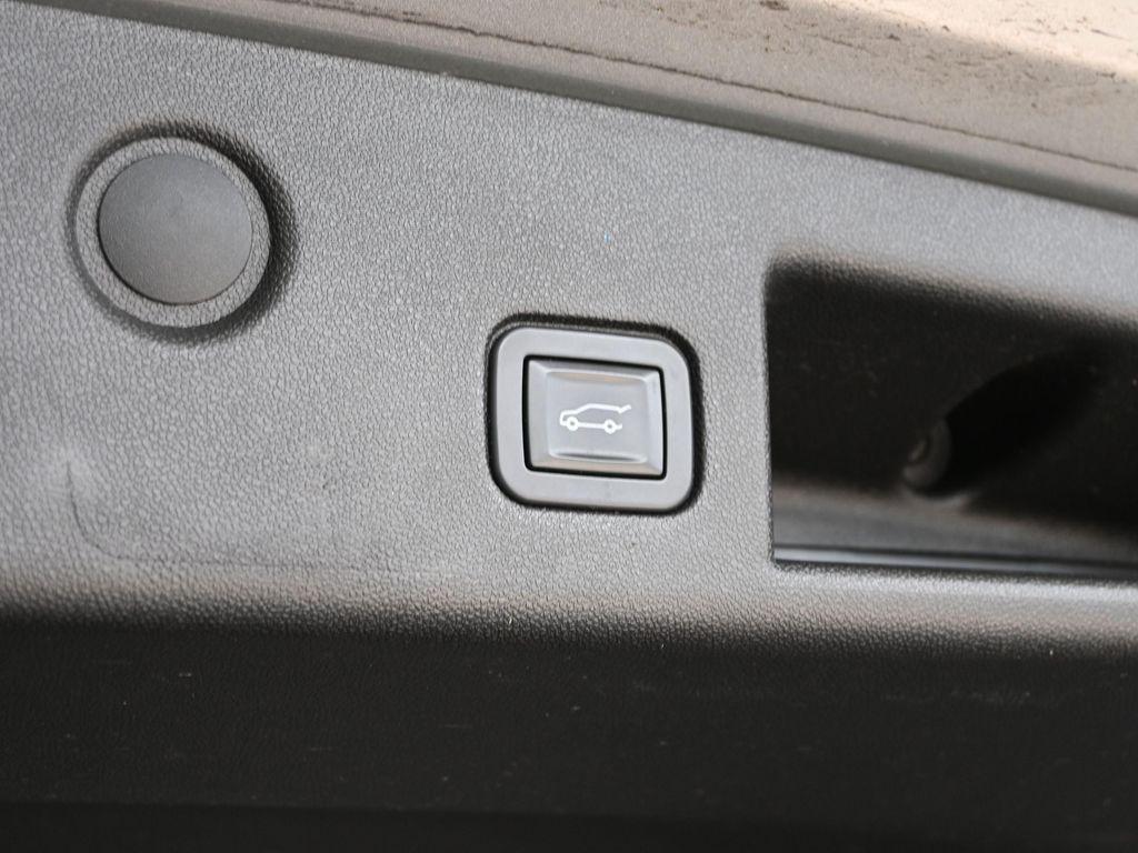 used 2019 Chevrolet Equinox car, priced at $11,153