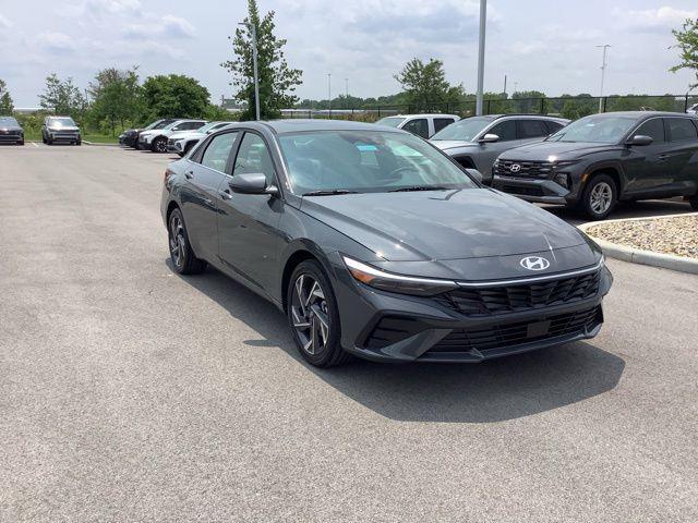 new 2025 Hyundai Elantra car, priced at $31,615