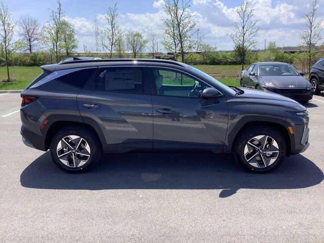 new 2025 Hyundai Tucson car, priced at $34,170