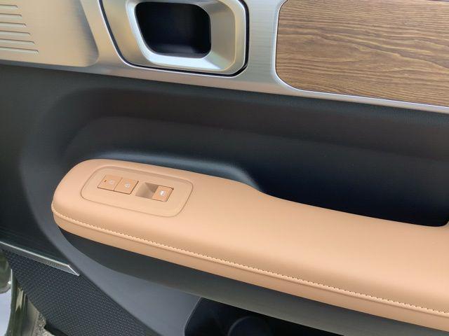 new 2026 Hyundai SANTA FE HEV car, priced at $52,700