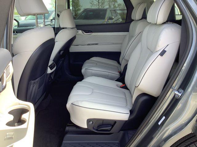 new 2025 Hyundai Palisade car, priced at $55,320