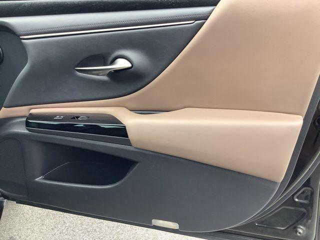 used 2022 Lexus ES 350 car, priced at $36,990