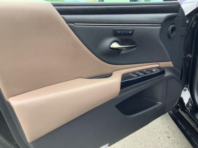 used 2022 Lexus ES 350 car, priced at $36,990