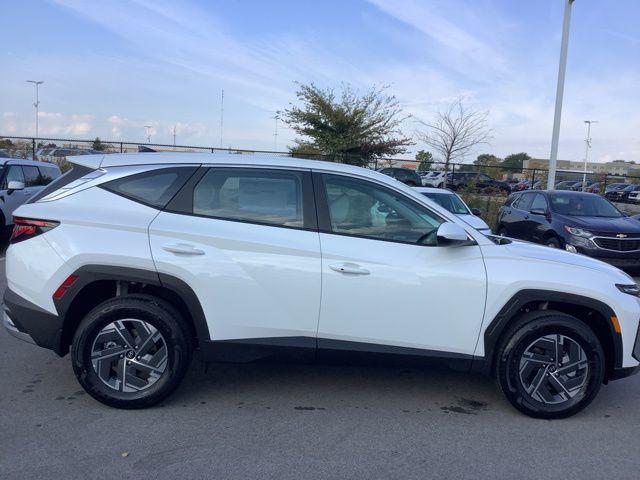 new 2026 Hyundai TUCSON Hybrid car, priced at $35,400