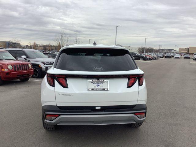 new 2025 Hyundai Tucson car, priced at $33,010