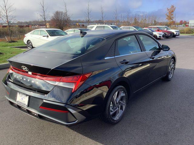 new 2025 Hyundai Elantra car, priced at $26,935