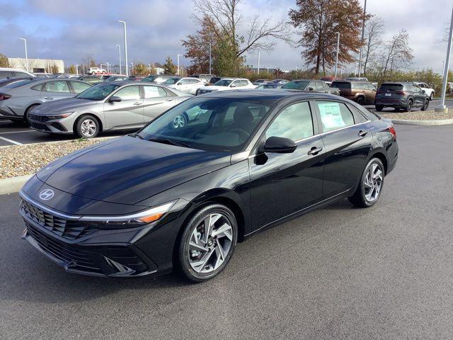 new 2025 Hyundai Elantra car, priced at $26,935