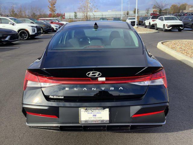 new 2025 Hyundai Elantra car, priced at $26,935