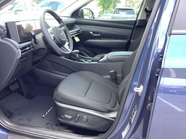 new 2025 Hyundai Tucson car, priced at $33,390