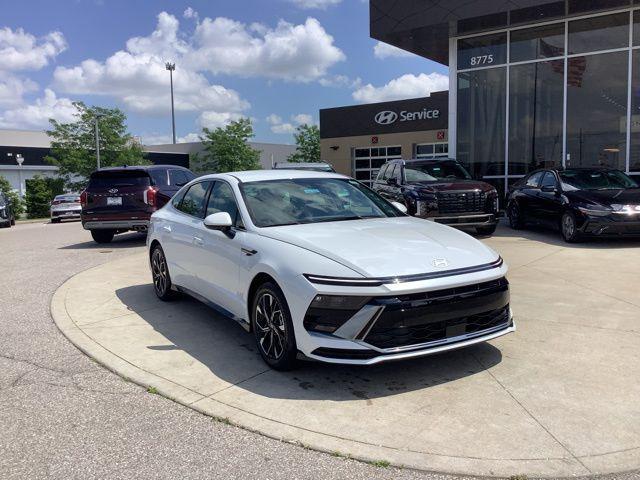 new 2024 Hyundai Sonata car, priced at $31,210