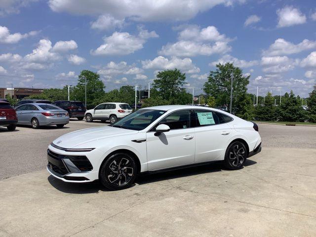 new 2024 Hyundai Sonata car, priced at $31,210