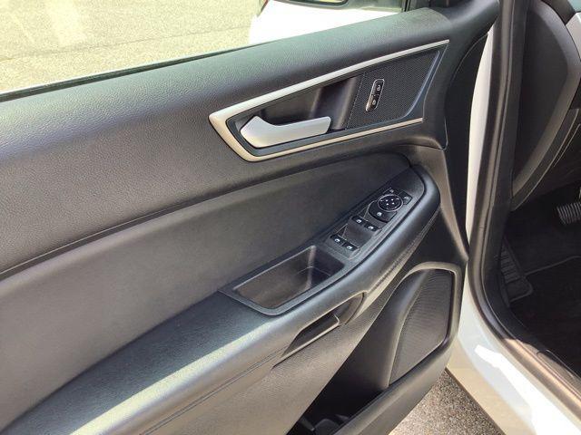 used 2024 Ford Edge car, priced at $30,990