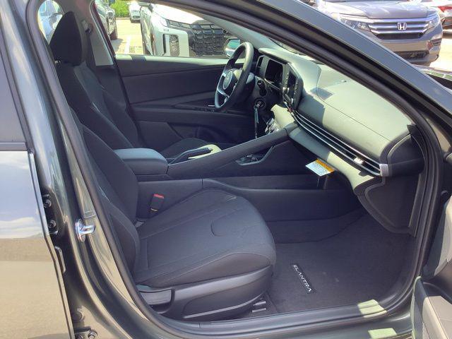 new 2025 Hyundai Elantra car, priced at $23,915