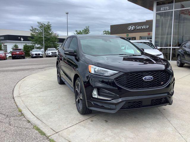 used 2023 Ford Edge car, priced at $32,658