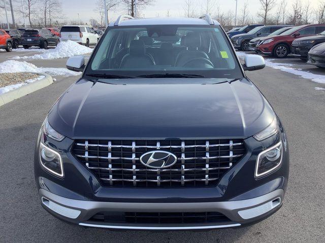 used 2022 Hyundai Venue car, priced at $19,990