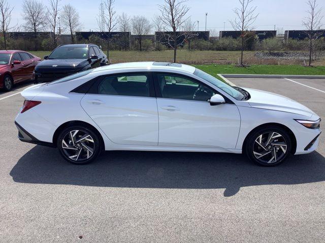 new 2025 Hyundai Elantra car, priced at $32,085