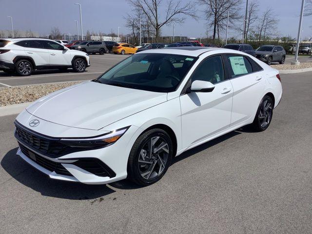 new 2025 Hyundai Elantra car, priced at $32,085