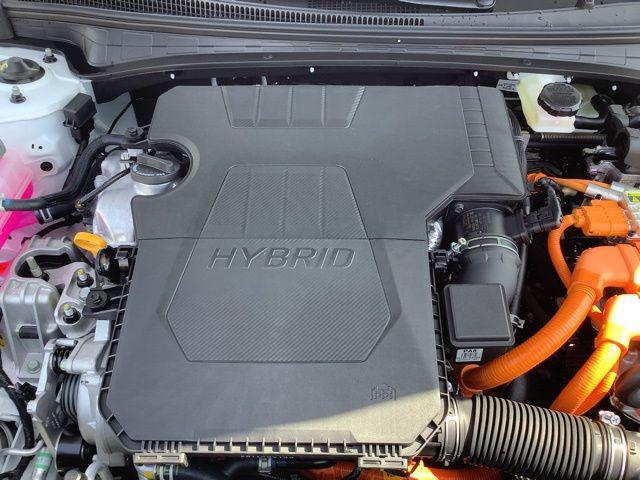 new 2025 Hyundai Elantra car, priced at $32,085