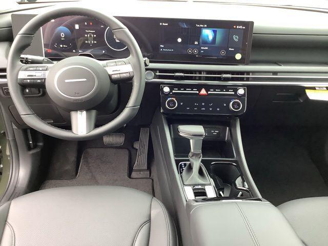 new 2025 Hyundai Tucson car, priced at $35,180