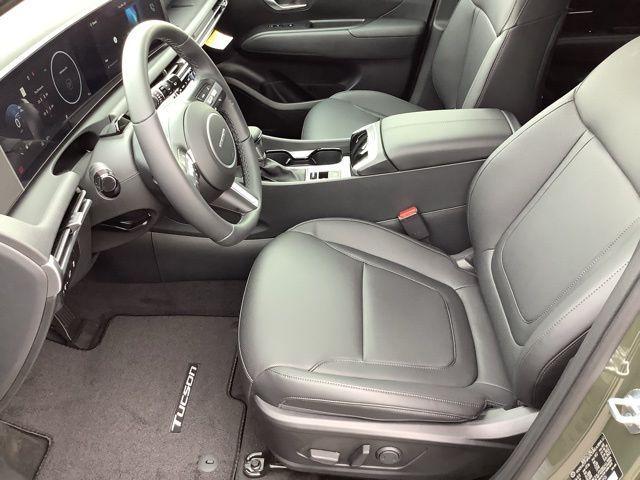 new 2025 Hyundai Tucson car, priced at $35,180
