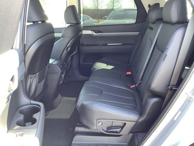 new 2025 Hyundai Palisade car, priced at $46,140