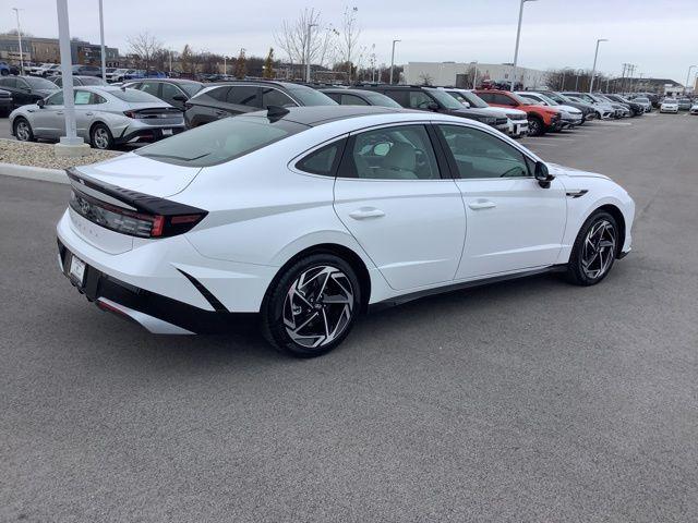 new 2025 Hyundai Sonata car, priced at $32,980