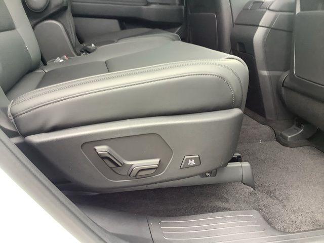 new 2025 Hyundai Santa Fe car, priced at $51,985