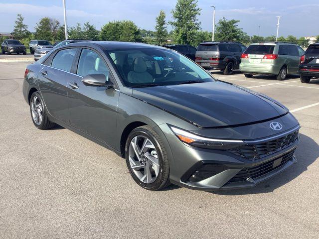 new 2025 Hyundai Elantra car, priced at $28,590