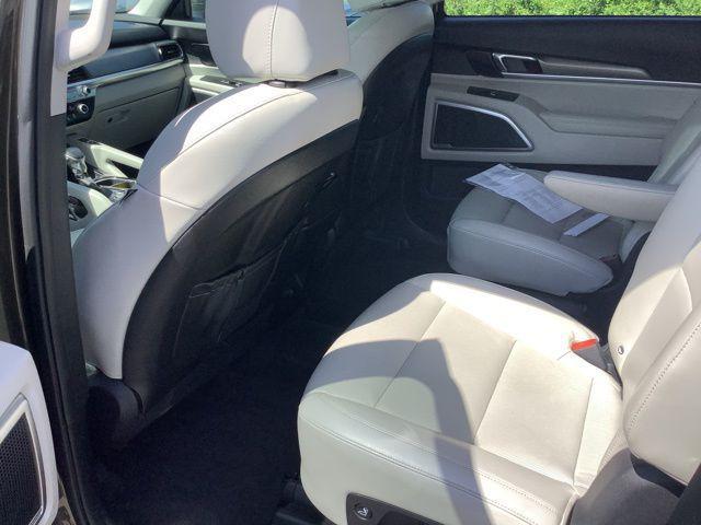 used 2022 Kia Telluride car, priced at $29,988