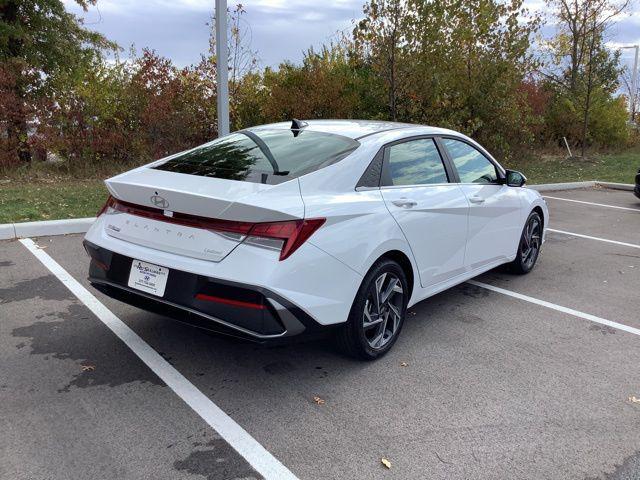 new 2025 Hyundai Elantra car, priced at $28,660