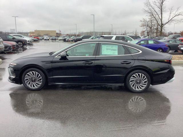 new 2025 Hyundai Sonata Hybrid car, priced at $39,160