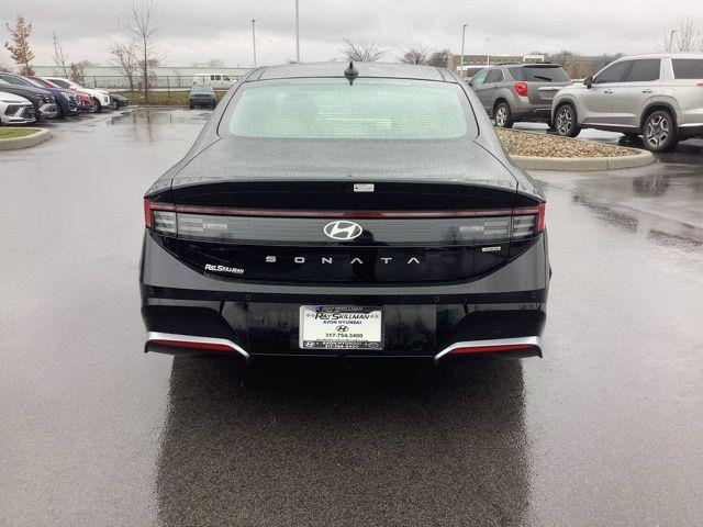 new 2025 Hyundai Sonata Hybrid car, priced at $39,160