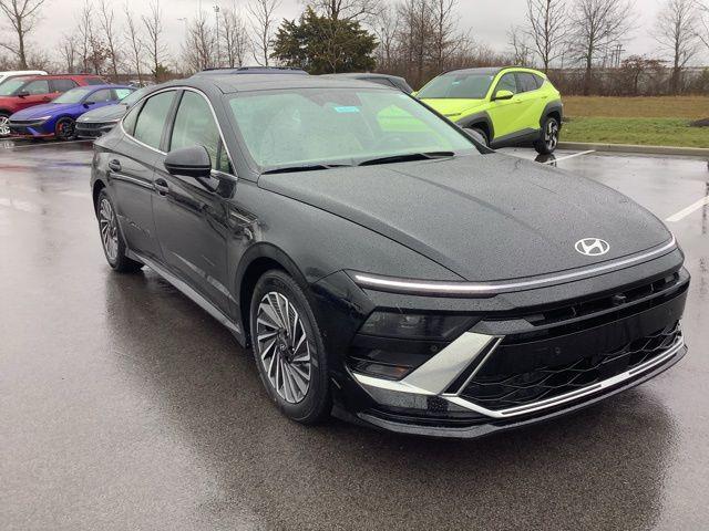 new 2025 Hyundai Sonata Hybrid car, priced at $39,160