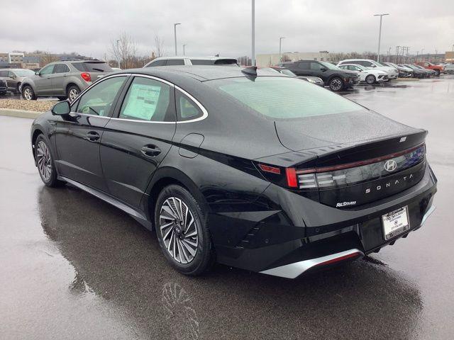 new 2025 Hyundai Sonata Hybrid car, priced at $39,160