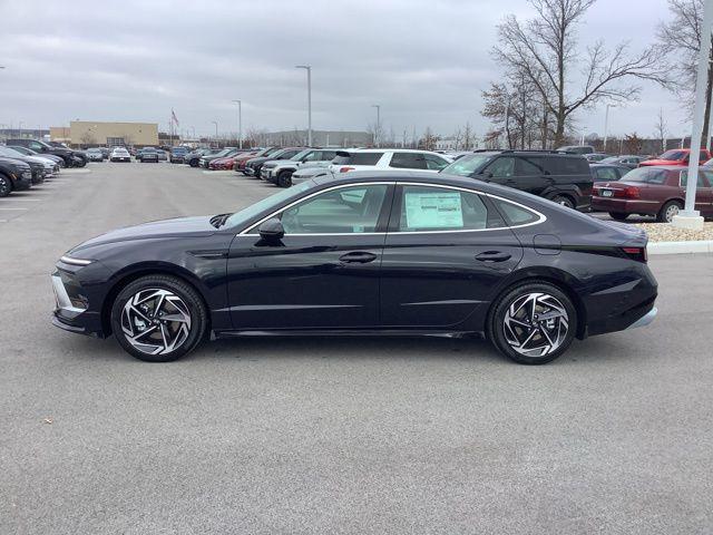 new 2025 Hyundai Sonata car, priced at $32,490