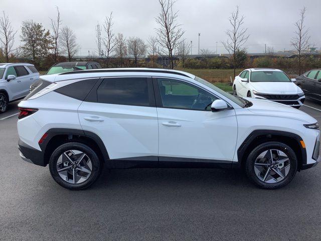 new 2025 Hyundai Tucson car, priced at $34,415