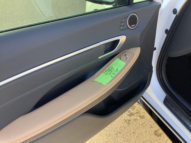 new 2025 Hyundai Sonata Hybrid car, priced at $39,850